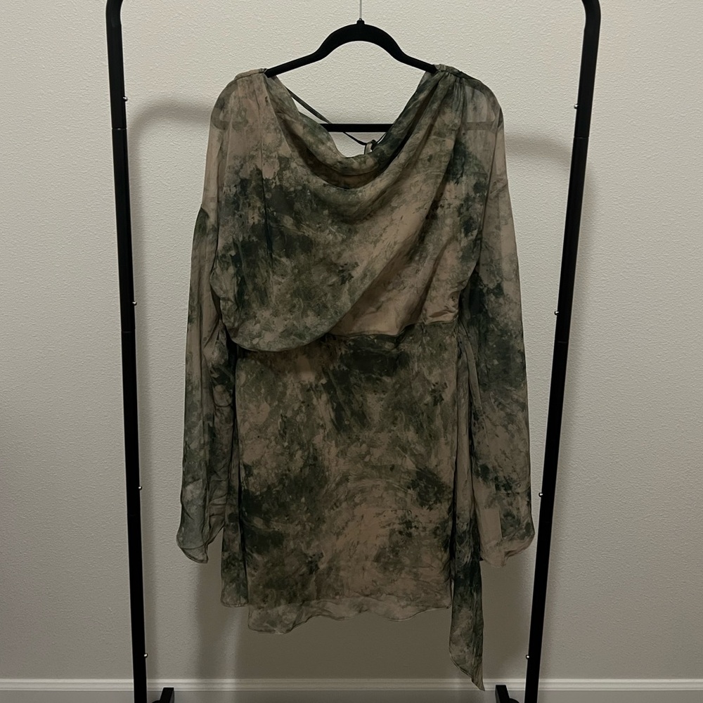 Long sleeve cowl slash neck mini dress with asymmetric hem - Picture 2 of 10
